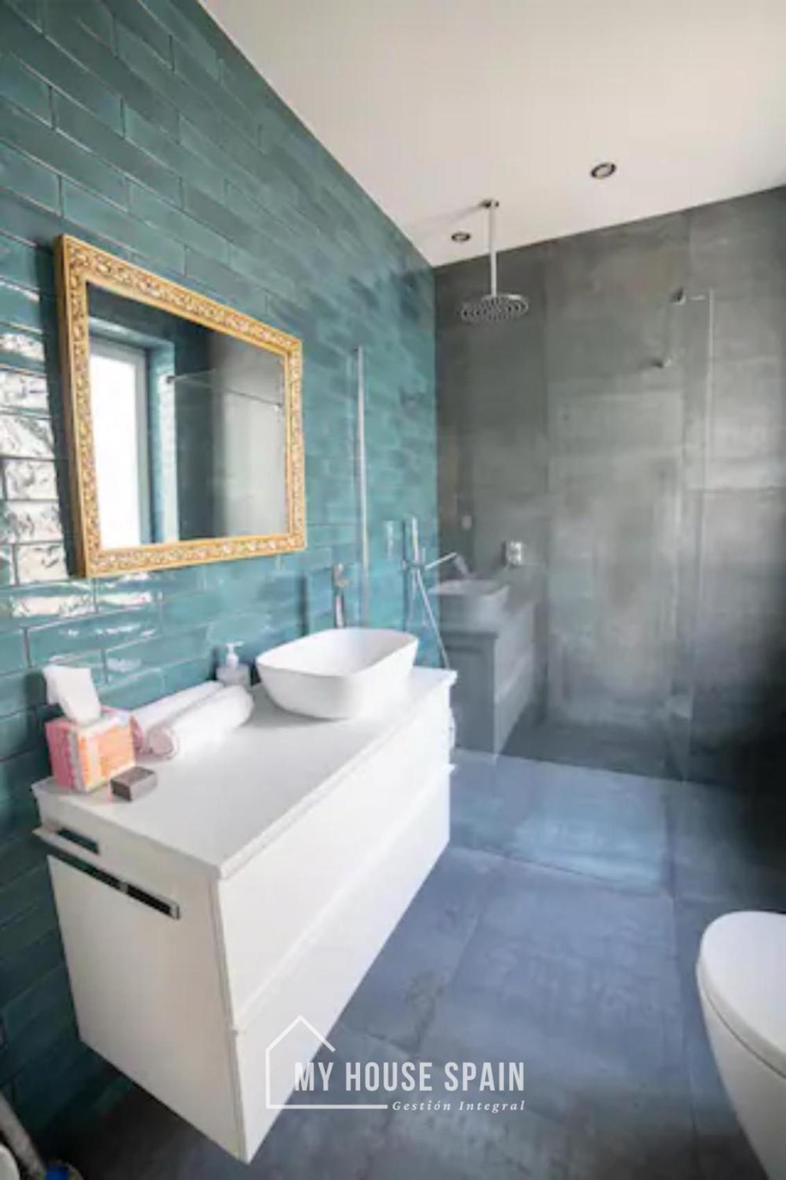 Myhousespain - Modern Penthouse Close To Gran Via - Big Terrace Madrid Bagian luar foto
